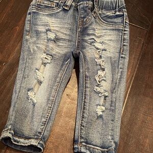 SHEIN Kids Distressed Blue Jeans